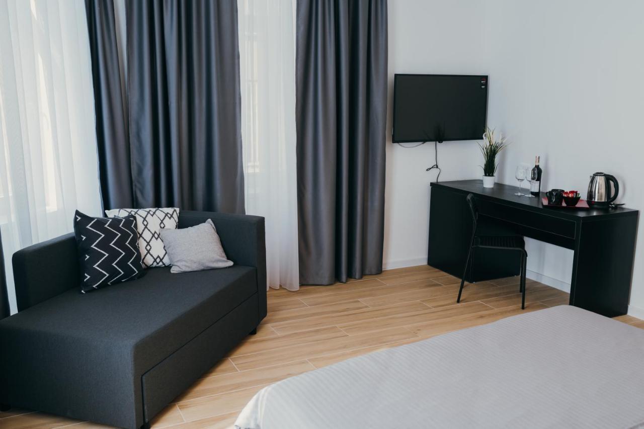 Poppy Downtown Suites Sarajevo Сараево Экстерьер фото
